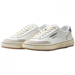 SneakersGhoud-