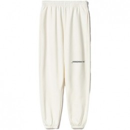 BroekHinnominateInConStampaSulDavanti