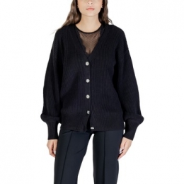 VestGuessLSVNJAMIECARDISWTRW5YR06Z3OO0