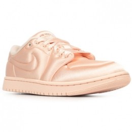 SneakersNikeWmnsAirJordan1MMLow