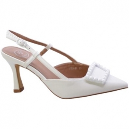 PumpsYanema345036