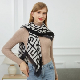 SjaalV1969BigCBlackSjaal