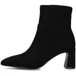 EnkellaarzenUmaParker6420225S