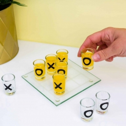 TicTacToedrankspelmetshotglaasjes-Klein