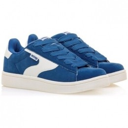 LageSneakersMTNGSNEAKERSCollege