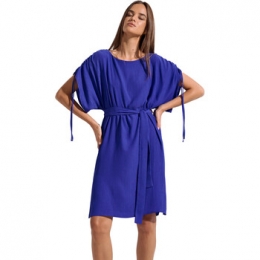 JurkLiscaZomerjurkmetslipemouwenJapan