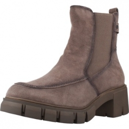 LaarzenTamaris2582245