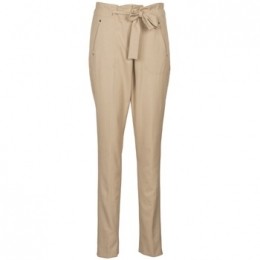 HarembroekLolaPARADE