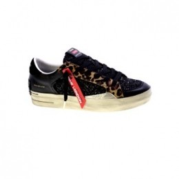 LageSneakersCrimeLondon93385