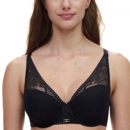 ChantelleOriginsLaceLightweightPlungeBraActie