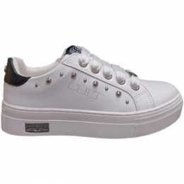 LageSneakersCultkrug