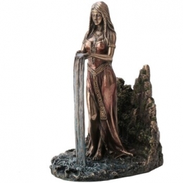 BeeldjesSignesGrimaltDanu-KeltischeGodinMoederAarde