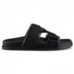 TeenslippersMoncler-