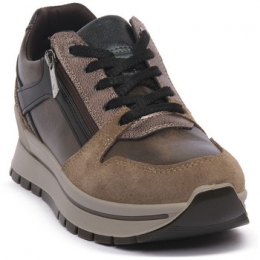 SneakersIgIampCOANIKARAME