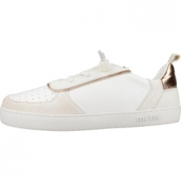 SneakersMurisNUUK