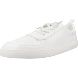 SneakersMurisNUUK