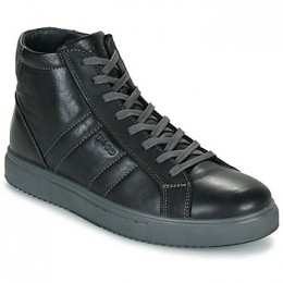 HogeSneakersIgIampCOUSACHA