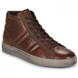 HogeSneakersIgIampCOUSACHA
