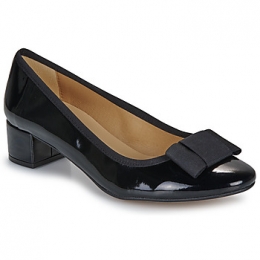 BallerinasBettyLondonHlne