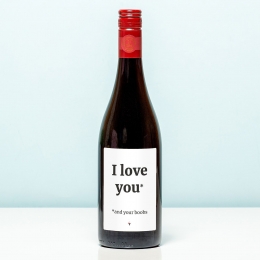 WijnflesIloveyouandyourboobs-RoodMerlot
