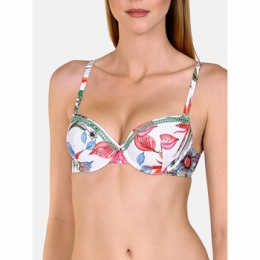 BikiniLiscaZwempaktopJamaica