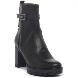 LaarzenNeroGiardiniNEROGIARDINI100UANTONERO