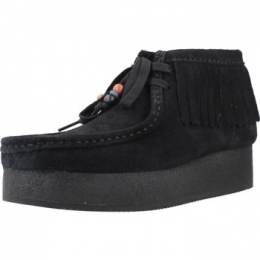 LaarzenClarksWBWEDGEFRINGE