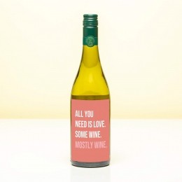 WijnflesAllyouneedislove-WitSauvignonBlanc