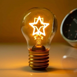 OplaadbareLEDfilamentlamp-Ster