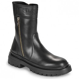 LaarzenLoveMoschinoHERLOVEANKLEBOOT