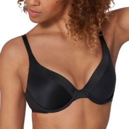 TriumphEverydayBodyMakeUpSoftTouchWHPActie