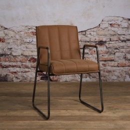 TowerLivingEetkamerstoelSantometarmleuning-Bruin