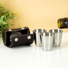 ShotglaasjesMetLerenHoesSetVan4