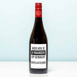 WijnflesHierhebje9maandenopgewacht-RoodMerlot