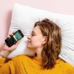 Muziekkussenmetingebouwdespeaker