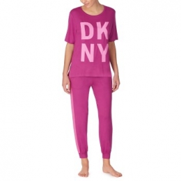 DKNYOnlyInDKNYT-shirtAndJoggerSetActie