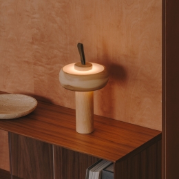 KaveHomeDraagbareTafellampLubaEssenhout30cm-Naturel