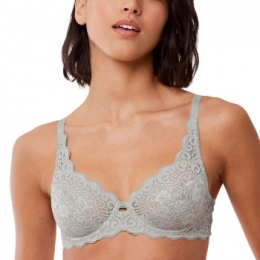 TriumphAmouretteWActie