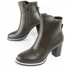 LaarzenMontevita100705