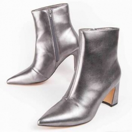 LaarzenMontevita100908