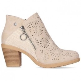 LaarzenChika10TONIA16