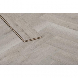 LeenBakker-LaminaatHerringbone-VisgraatEiken-HDF-Grijs