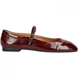 BallerinasPavementBallerinas