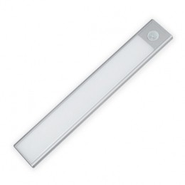 LEDKastverlichting06WopAccumetSensorOplaadbaarWarmWit