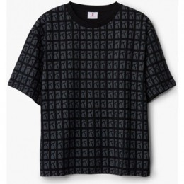 T-shirtPoeticCollectiveLogopattern