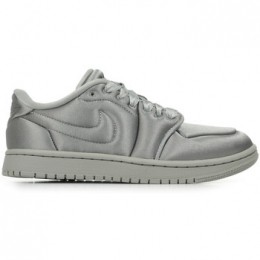 SneakersNikeWmnsAirJordan1MMLow