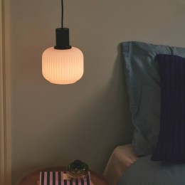NordluxMilfordMinihanglampzwartgeribbeldglas