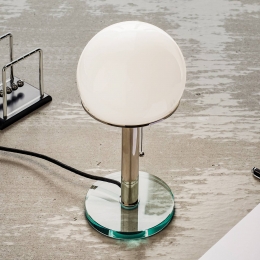 TECNOLUMENWagenfeld-tafellampglazenvoetmetalenstaander