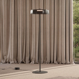 LEDS-C4LEDvloerlampLevels1-laagszwartglasCCT