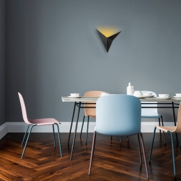 OpviqBird3201wandlampdriehoekigontwerpzwart